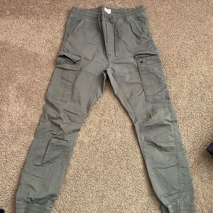 Size small h&m olive green cargo pants